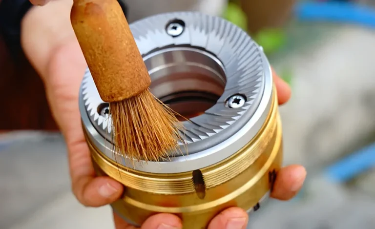 تمیز کردن آسیاب قهوه