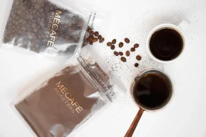 دانه قهوه و پودر قهوه می کافه