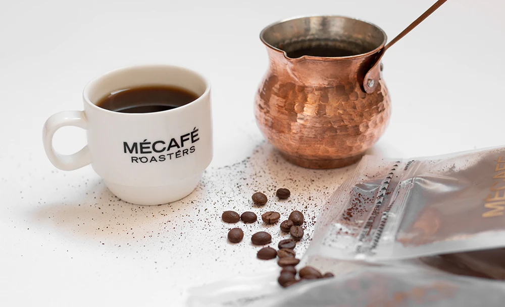 دانه قهوه و پودر قهوه